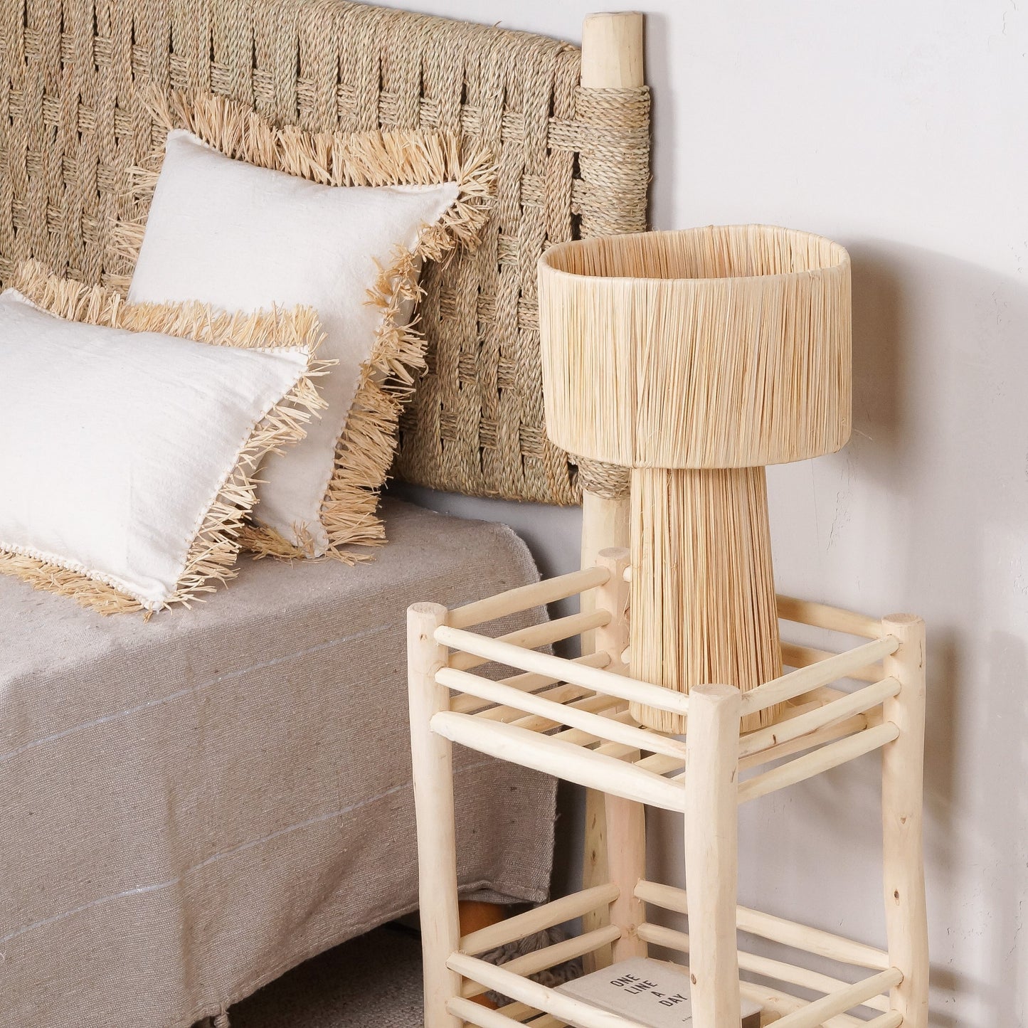 Lampe à Poser en Raphia